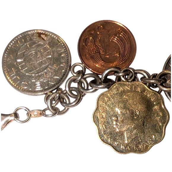 Vintage 925 Sterling Silver Italy International Coin Charm Bracelet 7.5 inches - Picture 6 of 9